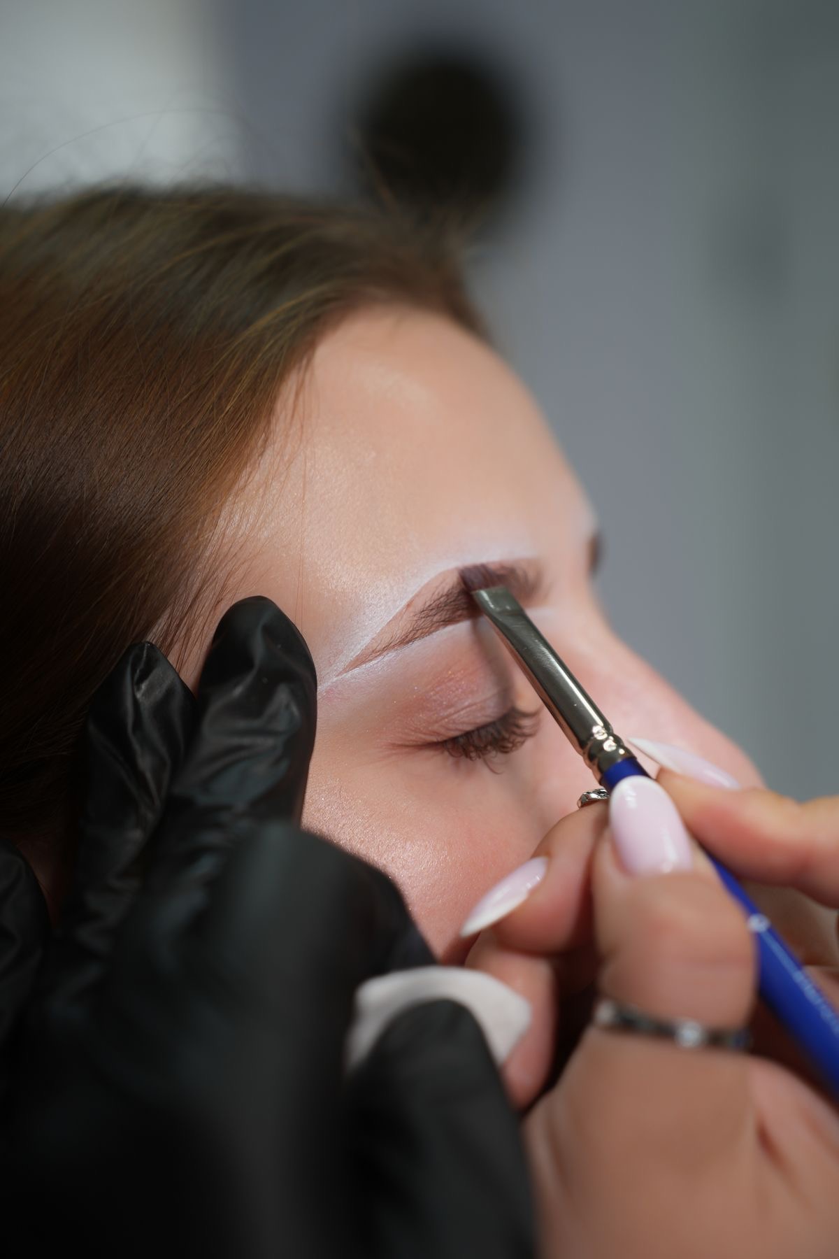 Curs stilizare sprâncene Timișoara — Brow Artist Starter Course cu Kame Ly