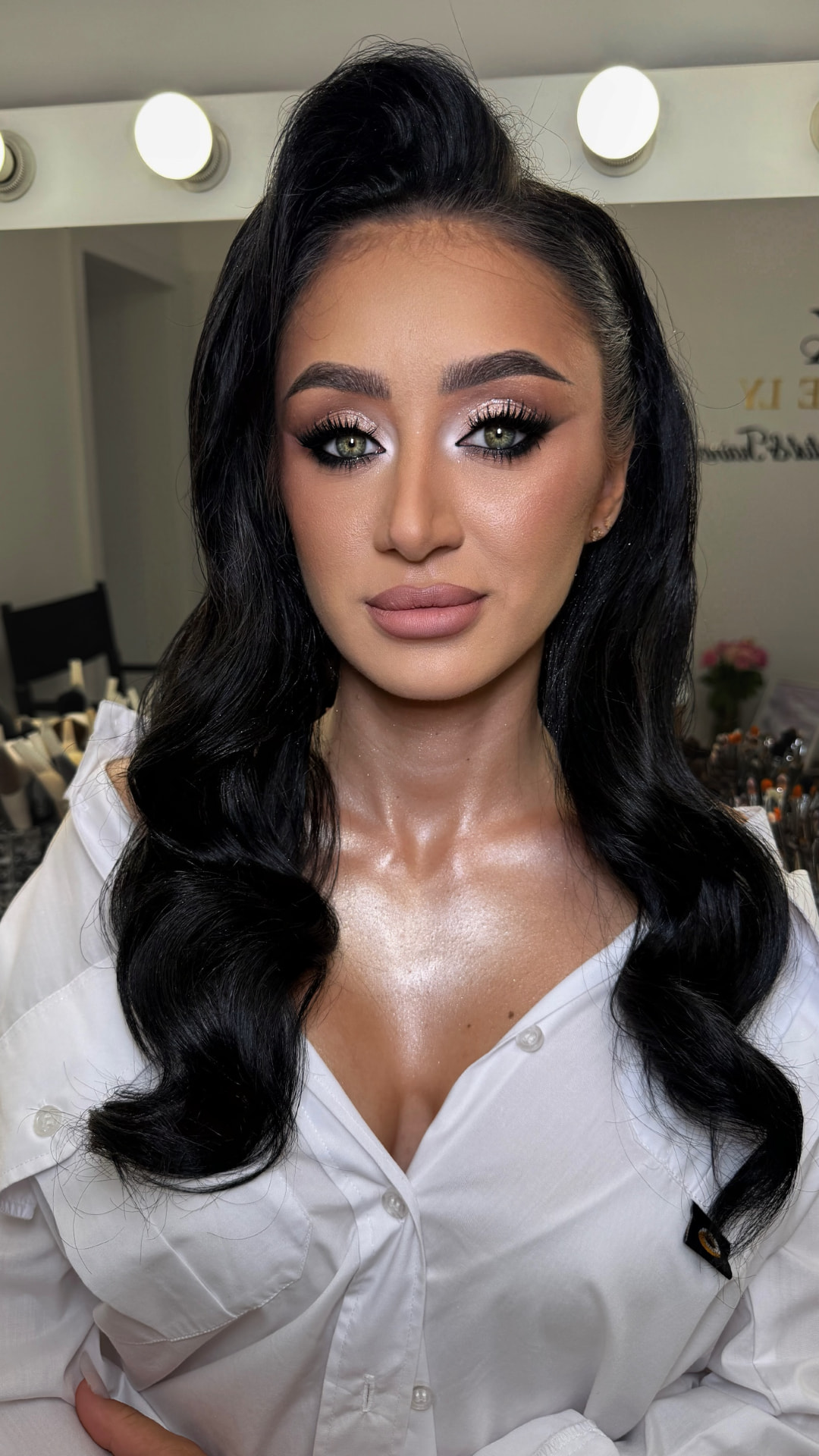 Glam elegant cu gene — Mirese